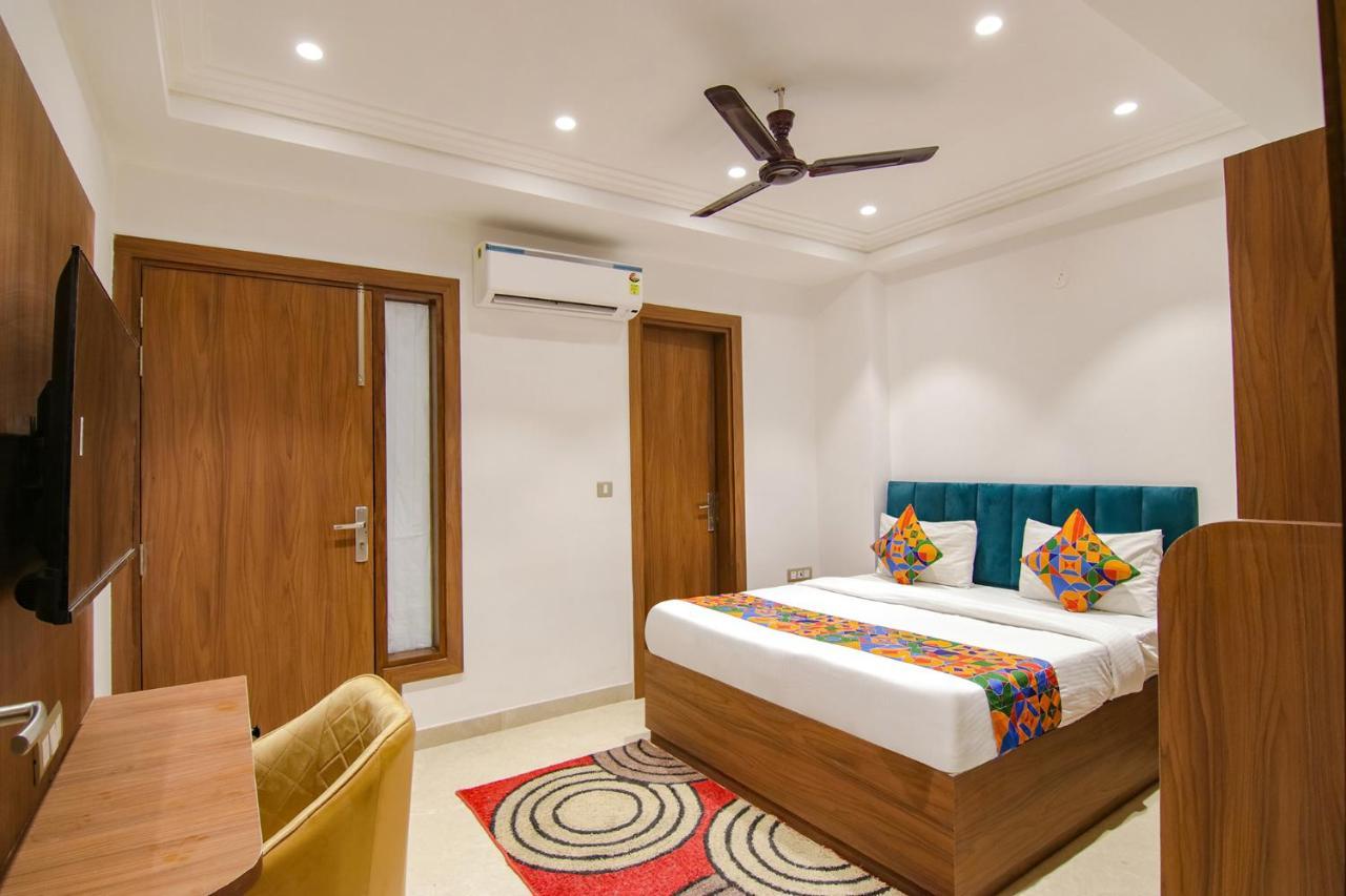 Fabhotel La Serene Bnb- Ashok Vihar Nuova Delhi Esterno foto